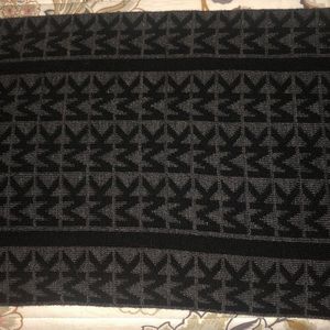Michael Kors wide black and gray scarf. New